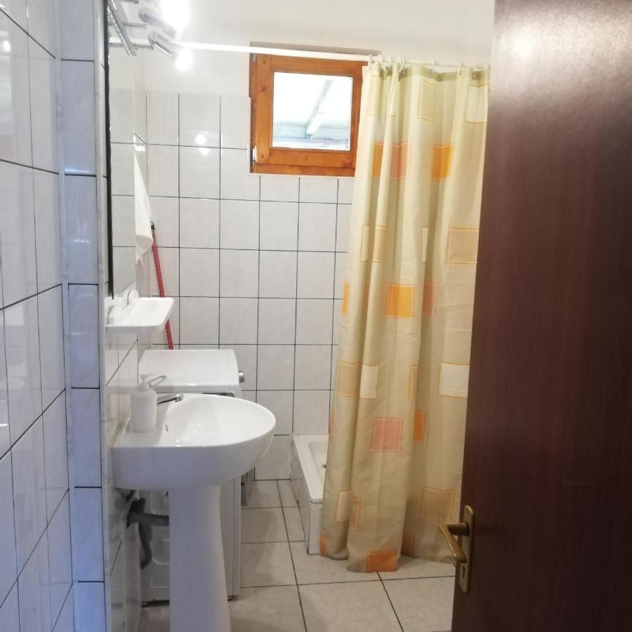 Дома для отпуска Casa Vis de Munte 1 POIANA TAPULUI Буштени-33